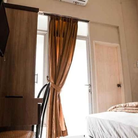 Comfy Homestay ยอกยาการ์ตา ภายนอก รูปภาพ
