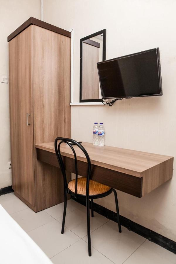 Comfy Homestay ยอกยาการ์ตา ภายนอก รูปภาพ