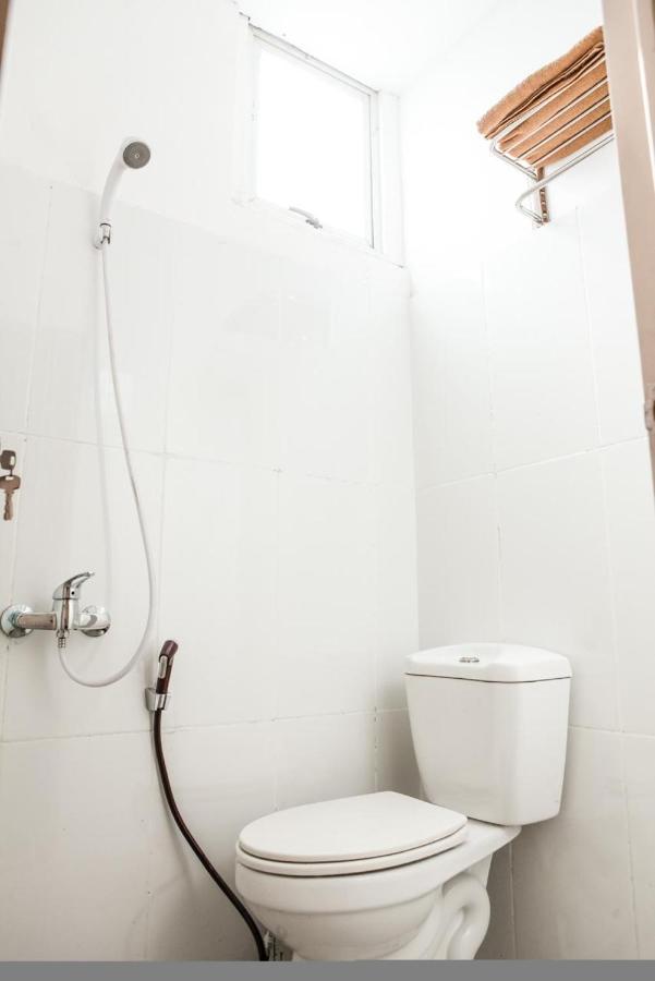 Comfy Homestay ยอกยาการ์ตา ภายนอก รูปภาพ